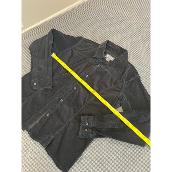 Woolrich | Woolrich Womens Black Corduroy Outdoorsy Button Down Shirt - Picture 4 of 6